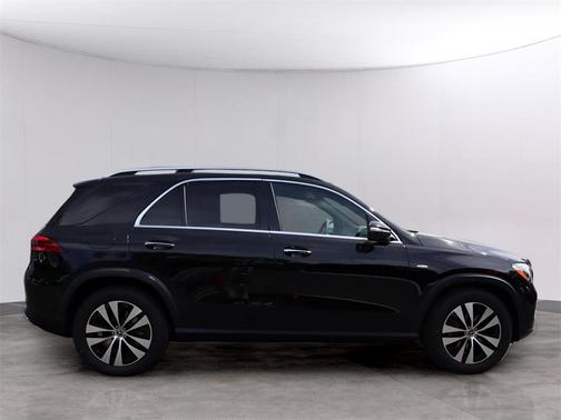 2025 Mercedes-Benz GLE 450e 4MATIC