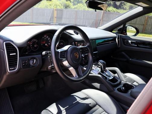 2021 Porsche Cayenne AWD