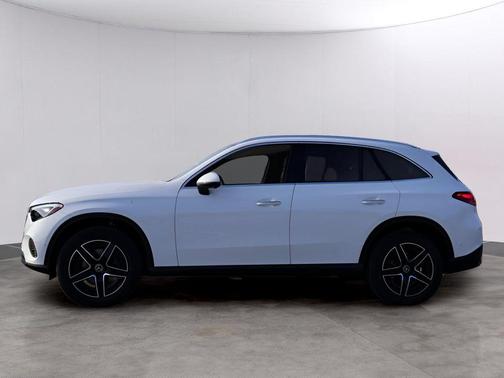 2026 Mercedes-Benz GLC 300 Base 4MATIC