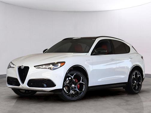 2025 Alfa Romeo Stelvio Veloce