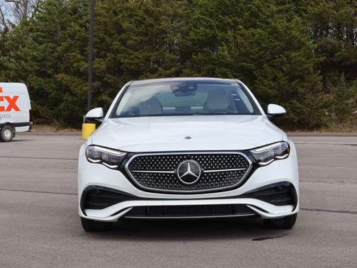 MANUFAKTUR Moonlight White Metallic 2026 Mercedes-Benz E-Class E 450 4MATIC