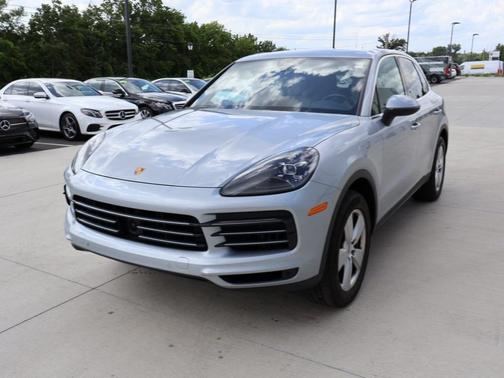 2021 Porsche Cayenne Base