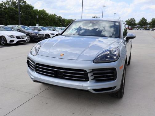 2021 Porsche Cayenne Base