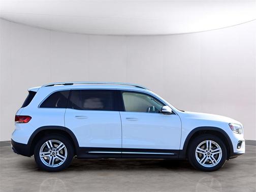 2026 Mercedes-Benz GLB 250 Base 4MATIC