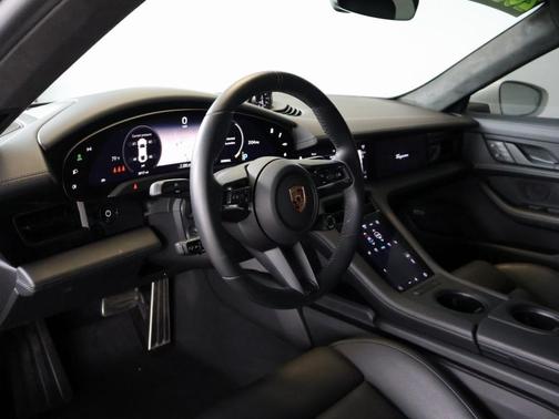 2023 Porsche Taycan GTS