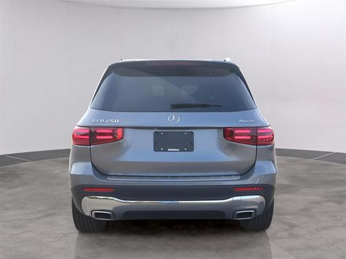 2026 Mercedes-Benz GLB 250 Base 4MATIC