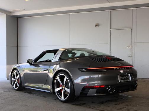 2021 Porsche 911 Targa 4S