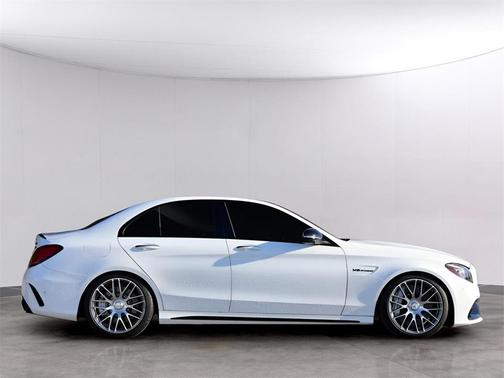 2021 Mercedes-Benz AMG C 63 S