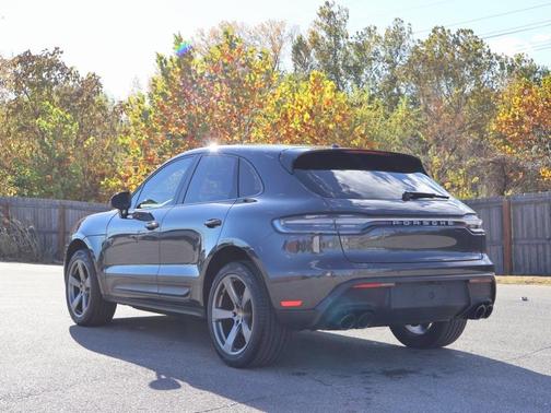 2024 Porsche Macan 