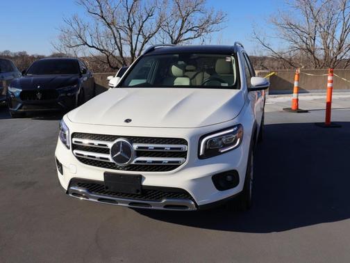2022 Mercedes-Benz GLB 250 Base 4MATIC
