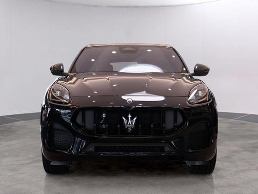 2026 Maserati Grecale Modena