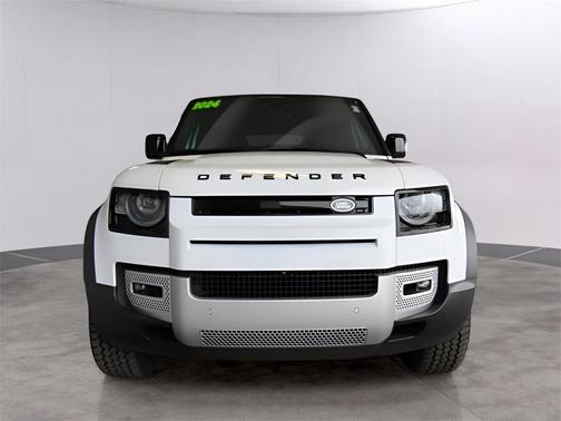 2024 Land Rover Defender P500 SE