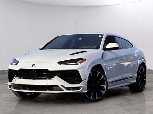 2024 Lamborghini Urus S