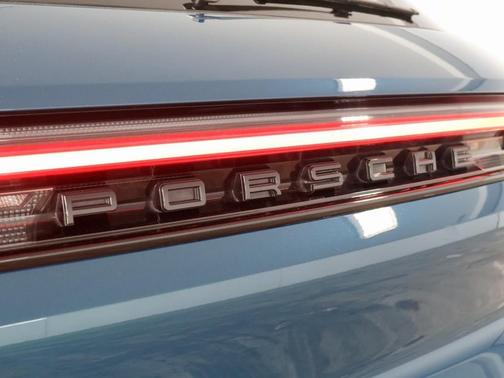 2024 Porsche Cayenne S