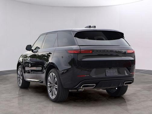 Santorini Black 2026 Land Rover Range Rover Sport P400 Dynamic SE