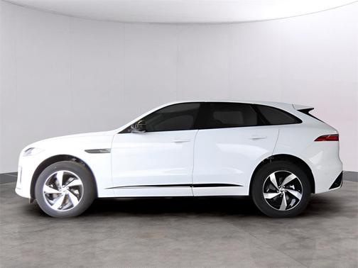 2026 Jaguar F-PACE P400 R-Dynamic S