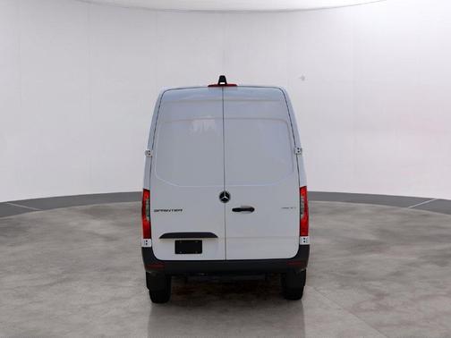 Arctic White 2026 Mercedes-Benz Sprinter 2500 144 WB HIGH ROOF