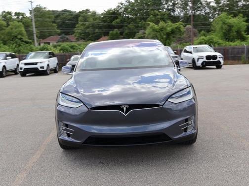 2020 Tesla Model X Long Range