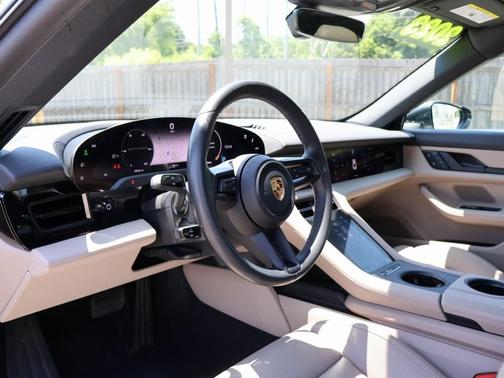 2023 Porsche Taycan 4S