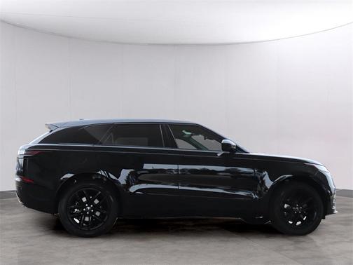 2025 Land Rover Range Rover Velar P250 Dynamic SE