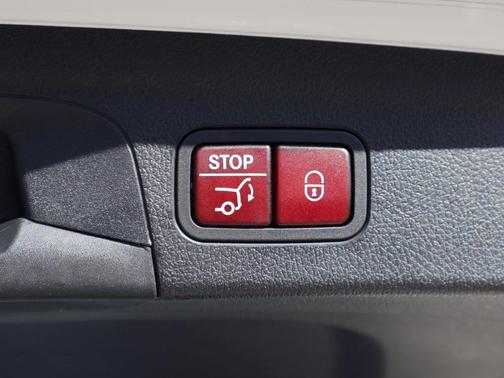 2024 INEOS Grenadier FIELDMASTER EDITION