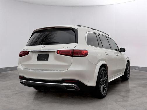 2022 Mercedes-Benz GLS 450 4MATIC