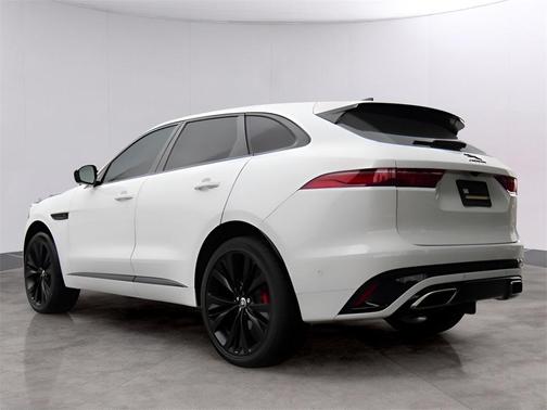2025 Jaguar F-PACE P400 R-Dynamic S