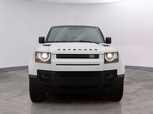 2025 Land Rover Defender P400 X-Dynamic SE