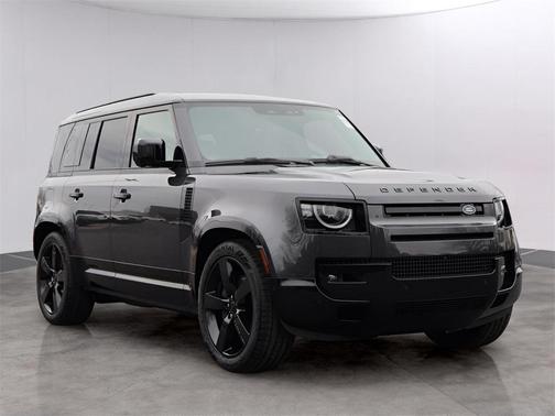 2026 Land Rover Defender 110 X-Dynamic SE