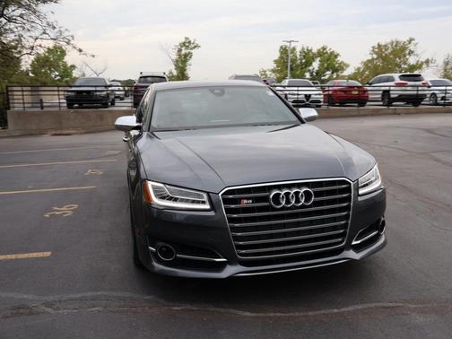 2016 Audi S8 4.0T Plus