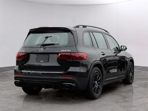 2026 Mercedes-Benz AMG GLB 35 Base