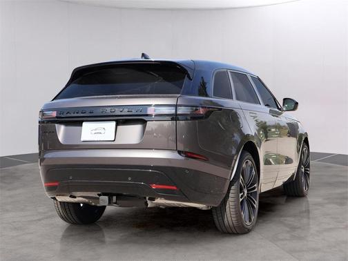 2026 Land Rover Range Rover Velar P250 Dynamic SE