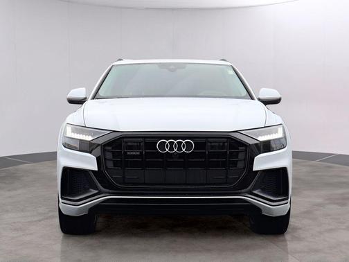Glacier White Metallic 2019 Audi Q8 3.0T Prestige
