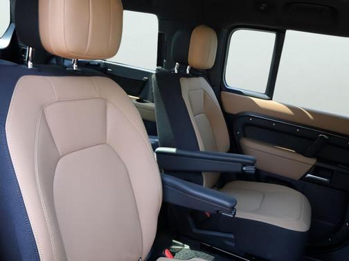 Carpathian Grey 2026 Land Rover Defender P500 V8