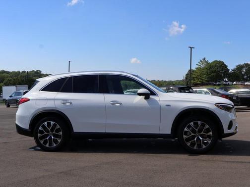 2025 Mercedes-Benz GLC 350e Base 4MATIC