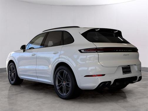 2025 Porsche Cayenne Base