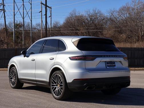 2019 Porsche Cayenne Base