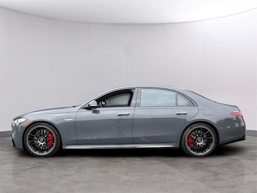 2026 Mercedes-Benz AMG S 63 E Base