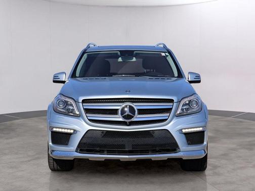 2016 Mercedes-Benz GL-Class GL 550 4MATIC