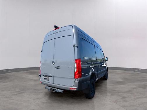 2025 Mercedes-Benz Sprinter 2500 Standard Roof