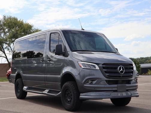 2024 Mercedes-Benz Sprinter 2500 EXPLORER 144 WB
