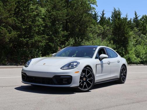 Chalk 2022 Porsche Panamera 4