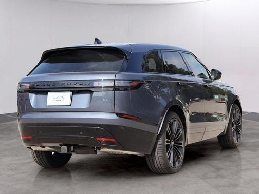 2026 Land Rover Range Rover Velar P250 Dynamic SE