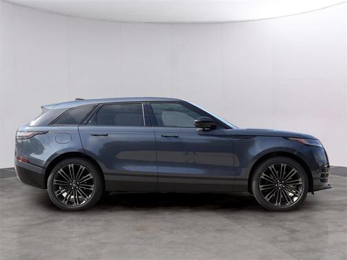 2026 Land Rover Range Rover Velar P250 Dynamic SE