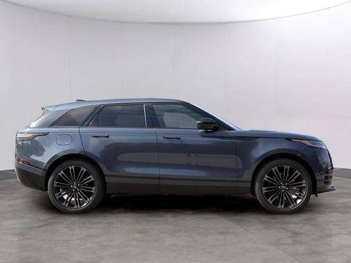 2026 Land Rover Range Rover Velar P250 Dynamic SE