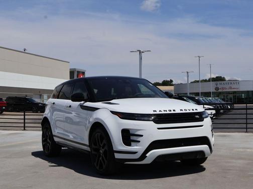 Fuji White 2026 Land Rover Range Rover Evoque Dynamic SE