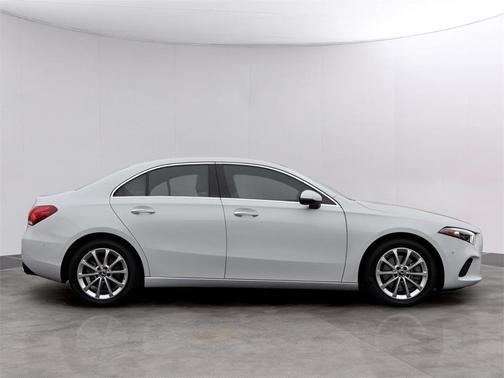 2020 Mercedes-Benz A-Class A 220 4MATIC