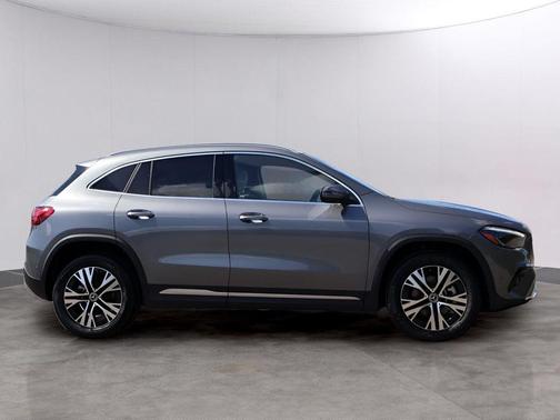 2026 Mercedes-Benz GLA 250 Base 4MATIC