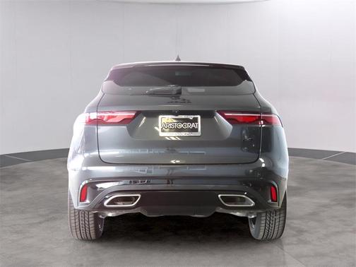 2026 Jaguar F-PACE P400 R-Dynamic S