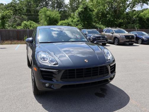 2017 Porsche Macan S